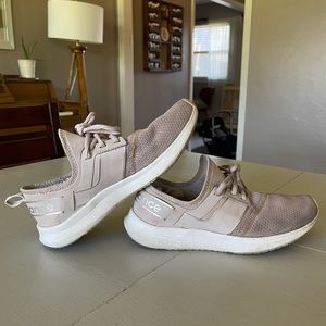 New Balance Women’s Running Shoes Size 8